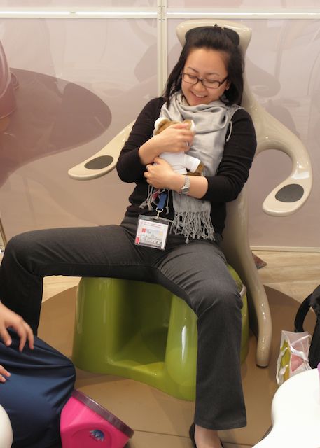 Photo of midwives at Prague trade display