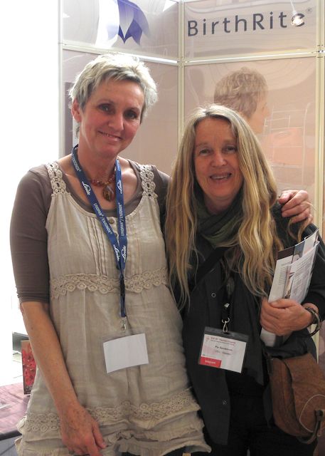 Photo of midwives at Prague trade display