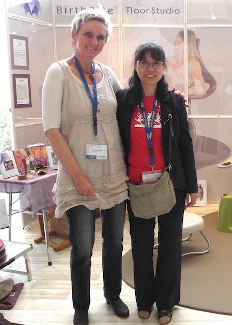 Photo of midwives at Prague trade display